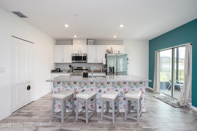 Just reduced - Your Dream Home Awaits in Bayside Lakes!This - photo 7