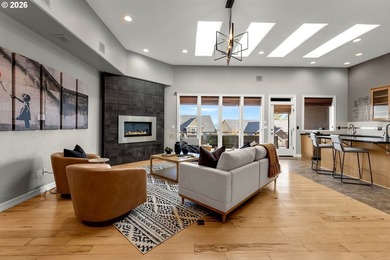 A stunning Custom Ranch Home with unobstructed Mt. Hood & - photo 10
