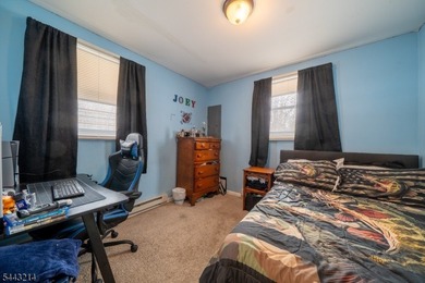 Welcome home to this move-in ready 3-bedroom ranch, perfectly - photo 11