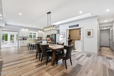 Gorgeous completely renovated home on one floor inside the gates - photo 16