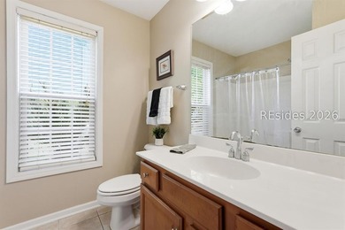 Enjoy peaceful lagoon views and an open-concept home, ideally - photo 23