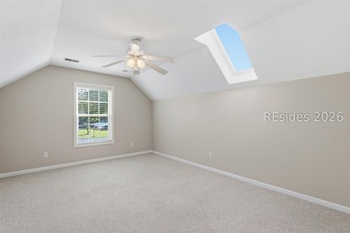 Enjoy peaceful lagoon views and an open-concept home, ideally - photo 24