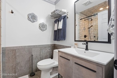 Gorgeous completely renovated home on one floor inside the gates - photo 35