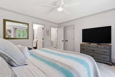 Gorgeous completely renovated home on one floor inside the gates - photo 43