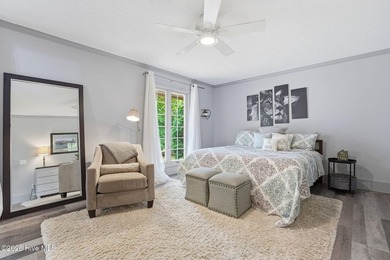 Gorgeous completely renovated home on one floor inside the gates - photo 45