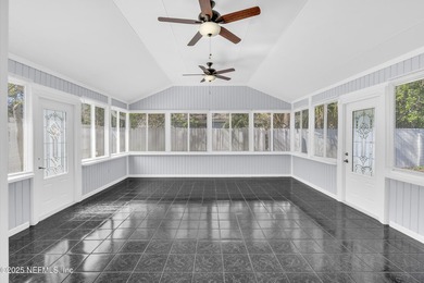 Seller is giving $5000 toward buyer closing cost This charming - photo 8