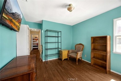 SINGLE-STORY, CORNER LOT home located in a quiet neighborhood in - photo 16