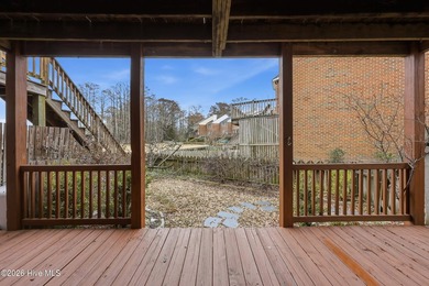 END UNIT TOWNHOUSE WITH DEEDED BOAT SLIP!! Enjoy easy waterfront - photo 22