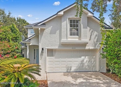 Turnkey in Sawgrass Country Club- this 4 bedroom, 2.5 bath home - photo 2