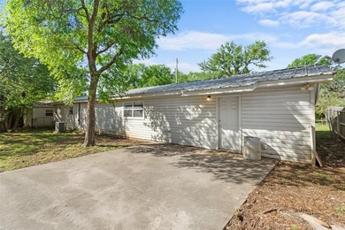 Escape to lake life with this 2 bedroom, 1 bath home near Lake - photo 14