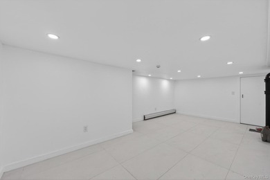 Space, style & modern luxury come together at 114-20-149th - photo 15