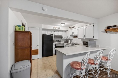 If you have been searching for an affordable lakefront getaway - photo 18