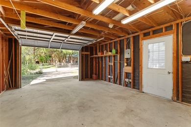 Escape to lake life with this 2 bedroom, 1 bath home near Lake - photo 20