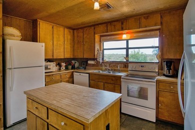 EAGLE POINT RANCH: A Texas Hill Country Legacy and rare - photo 33