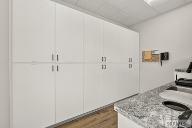 Exceptional opportunity to own a modern, professionally designed - photo 37