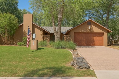 Lake LBJ Home For Sale in Horseshoe Bay Texas