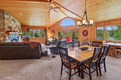 KILLARNEY LAKE PRIVACY. Gorgeous custom-built 3 bedroom, 2.5 - photo 11