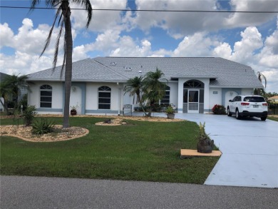 (private lake, pond, creek) Home For Sale in Punta Gorda Florida