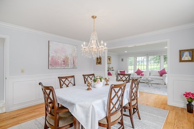 Ideally situated on a quiet cul-de-sac of similar fine homes - photo 12