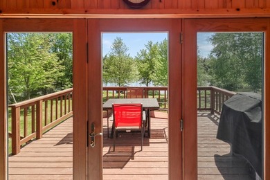 KILLARNEY LAKE PRIVACY. Gorgeous custom-built 3 bedroom, 2.5 - photo 12