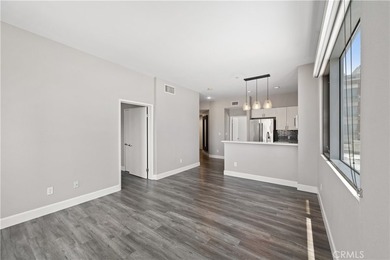 Stunning Turn-Key Corner Condo in the Heart of San Diego's - photo 12