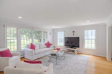 Ideally situated on a quiet cul-de-sac of similar fine homes - photo 14