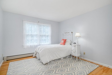 Ideally situated on a quiet cul-de-sac of similar fine homes - photo 22