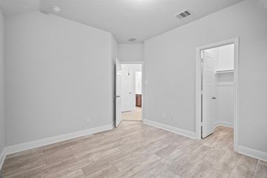 Stunning corner lot home just moments from Lake Lewisville and - photo 22