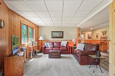 KILLARNEY LAKE PRIVACY. Gorgeous custom-built 3 bedroom, 2.5 - photo 26