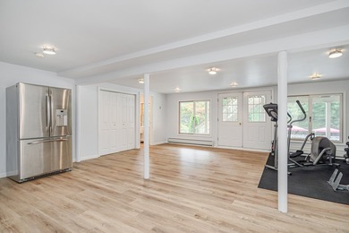Ideally situated on a quiet cul-de-sac of similar fine homes - photo 29