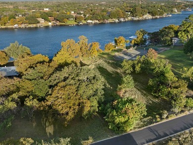 Set along the southern shores of Lake LBJ in coveted Blue Lake - photo 5