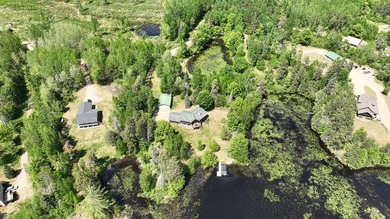 KILLARNEY LAKE PRIVACY. Gorgeous custom-built 3 bedroom, 2.5 - photo 43