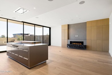 Welcome to Ascent at the Phoenician - world class modern living