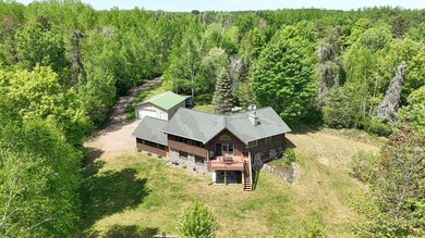 KILLARNEY LAKE PRIVACY. Gorgeous custom-built 3 bedroom, 2.5 - photo 46