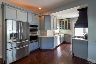 Turnkey ranch in the heart of Mahopac! Lake life, local dining - photo 4