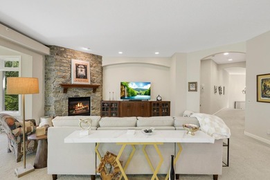 Live simply without sacrificing luxury in this supremely located - photo 10