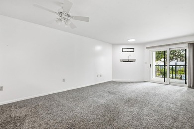 Welcome to Unit 102 at Sea Mark Towers, ideally located just a - photo 21