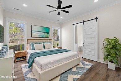 Elegant 3 Bedroom, 2 Bathroom Home with High end finishes and - photo 26