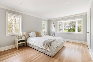 Set on a quiet stretch of White Oak Lane, this beautifully - photo 34