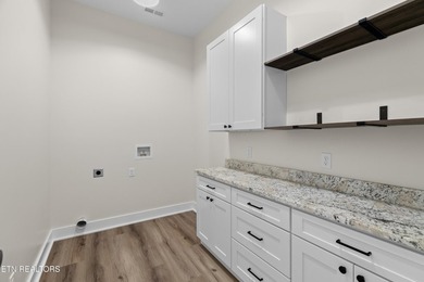 Elegant 3 Bedroom, 2 Bathroom Home with High end finishes and - photo 35