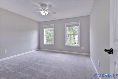 Experience refined living in this well-appointed 5-bedroom, 3 - photo 37