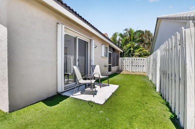 Welcome to a home where contemporary design meets effortless - photo 38