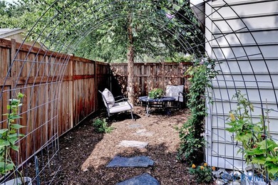 Experience refined living in this well-appointed 5-bedroom, 3 - photo 50