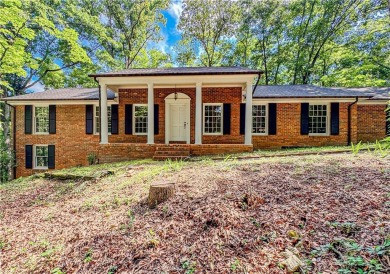 Chauga River Home For Sale in Westminster South Carolina