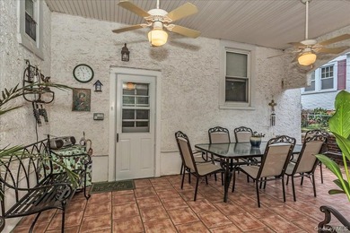 Fantastic opportunity in Great Neck! This beautifully maintained - photo 17