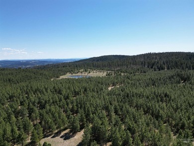 A Private Paradise on 80 Acres Just 18 miles from the heart of - photo 1