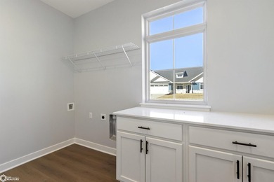 Welcome to Your Dream Home! Discover effortless luxury in this - photo 29