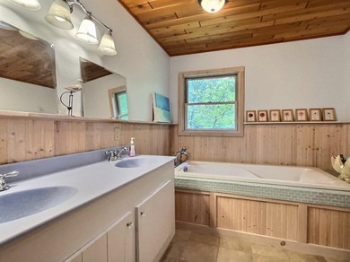 Discover Northwoods living at its finest on Thousand Island Lake - photo 15
