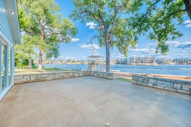 ** PRICE IMPROVEMENT ** 569 ELLEN WILLIAMS LOOP. This is a cool - photo 4