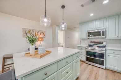 ** PRICE IMPROVEMENT ** 569 ELLEN WILLIAMS LOOP. This is a cool - photo 8